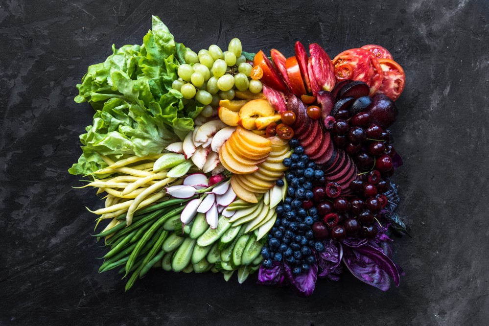 tray of fruits and veggies